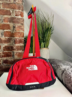 The North Face Roo Lumbar Pack Red & Black Nylon Travel Bag